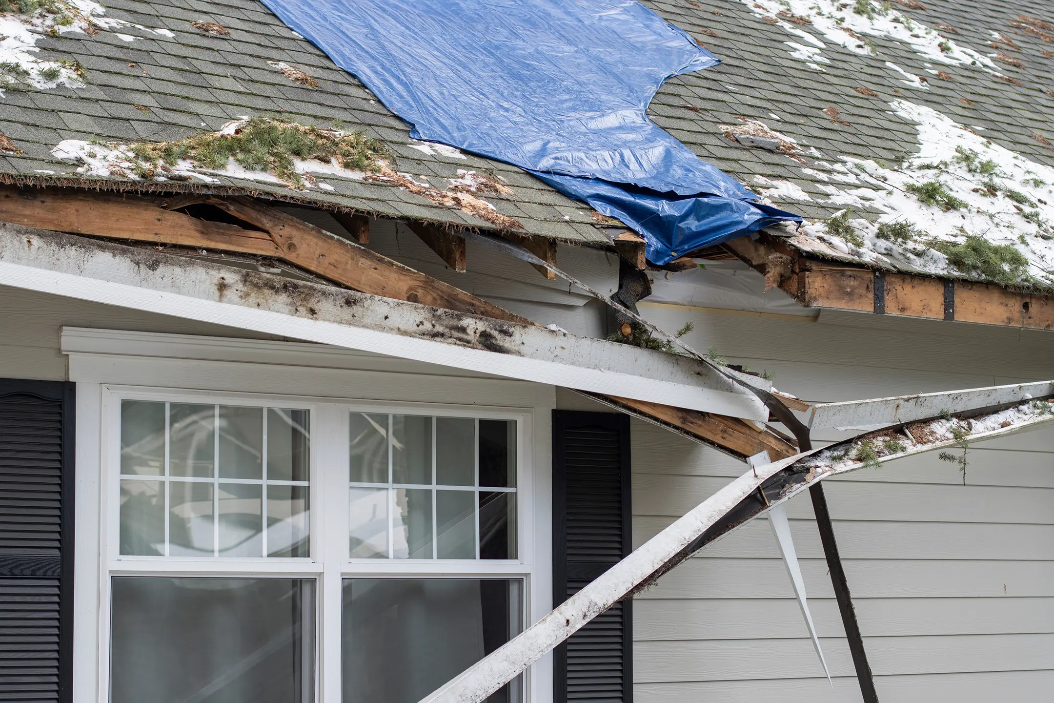 home-storm damage roof-buckeye state roofing-hinckley