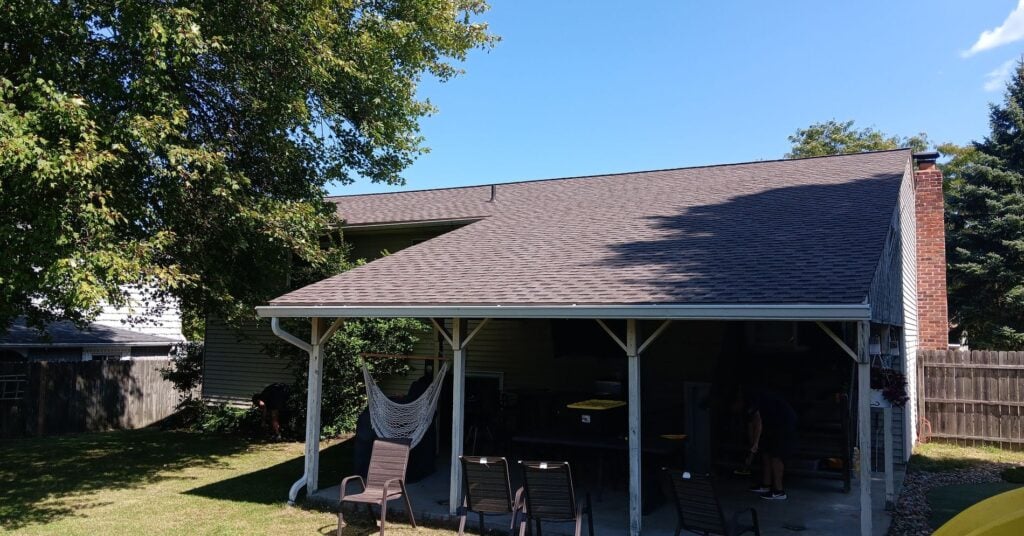 brown asphalt roofing