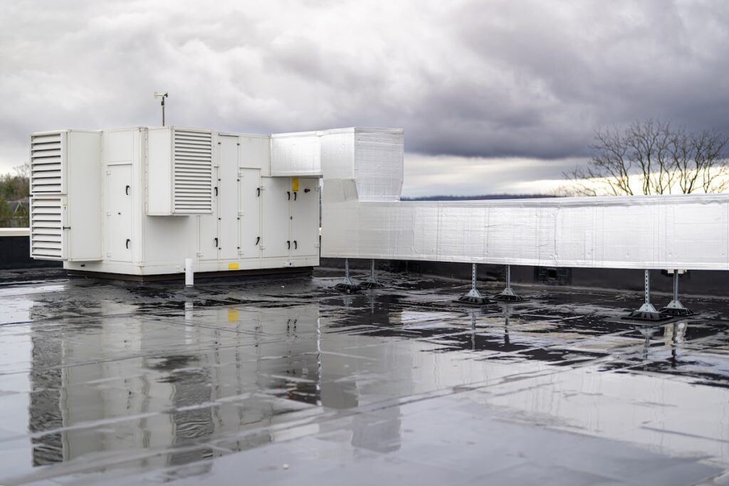 black commercial roofing epdm